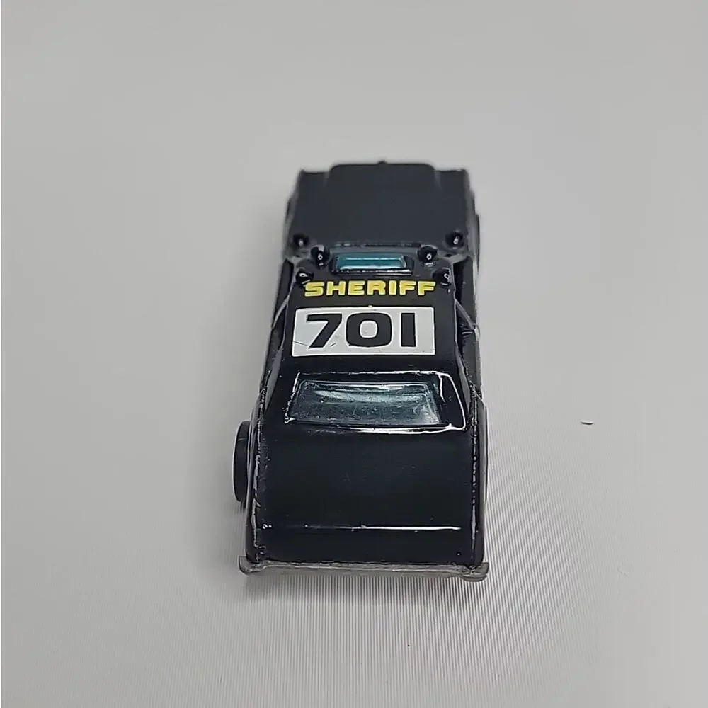 Hot Wheels 1977 Dodge Monaco Sheriff Police‎ Car 1:64 Diecast